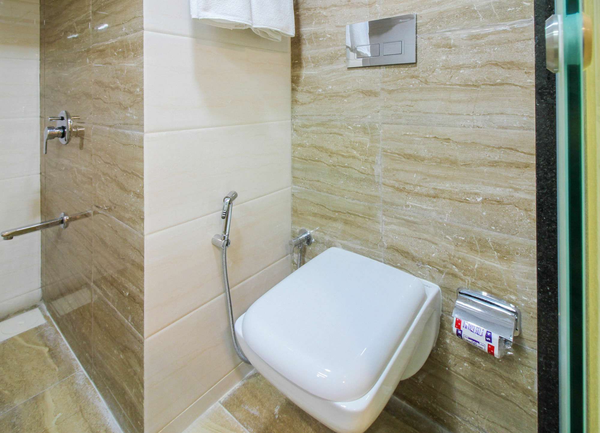 Fabhotel Plus Embassy Park مومباي المظهر الخارجي الصورة
